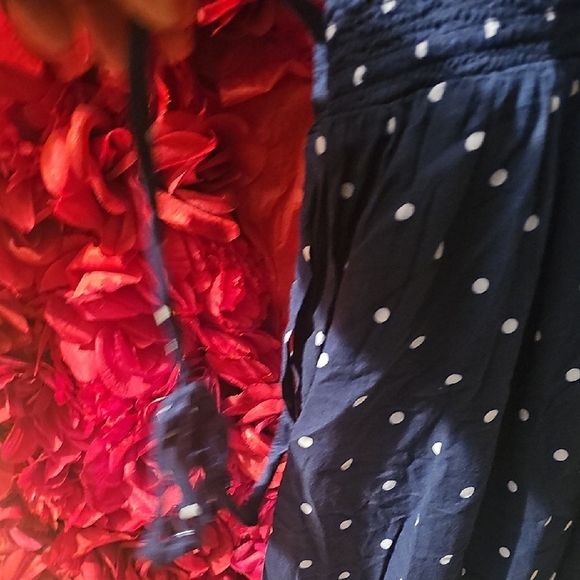 Old Navy Blue and White Smocked Polka Dot Halter Sundress Size Medium - Picture 4 of 7